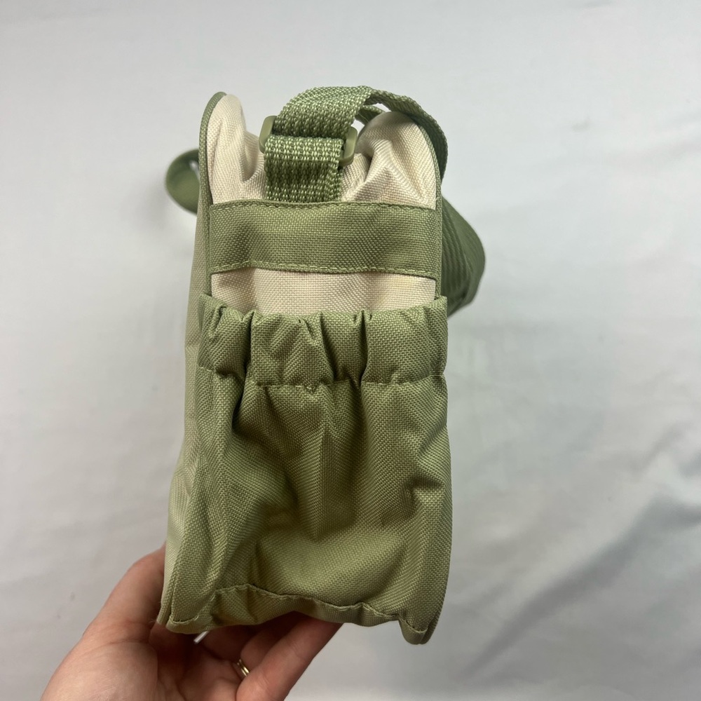 Winnie the Pooh Olive Green Crossbody Shoulder Bag - Picture 3 of 8